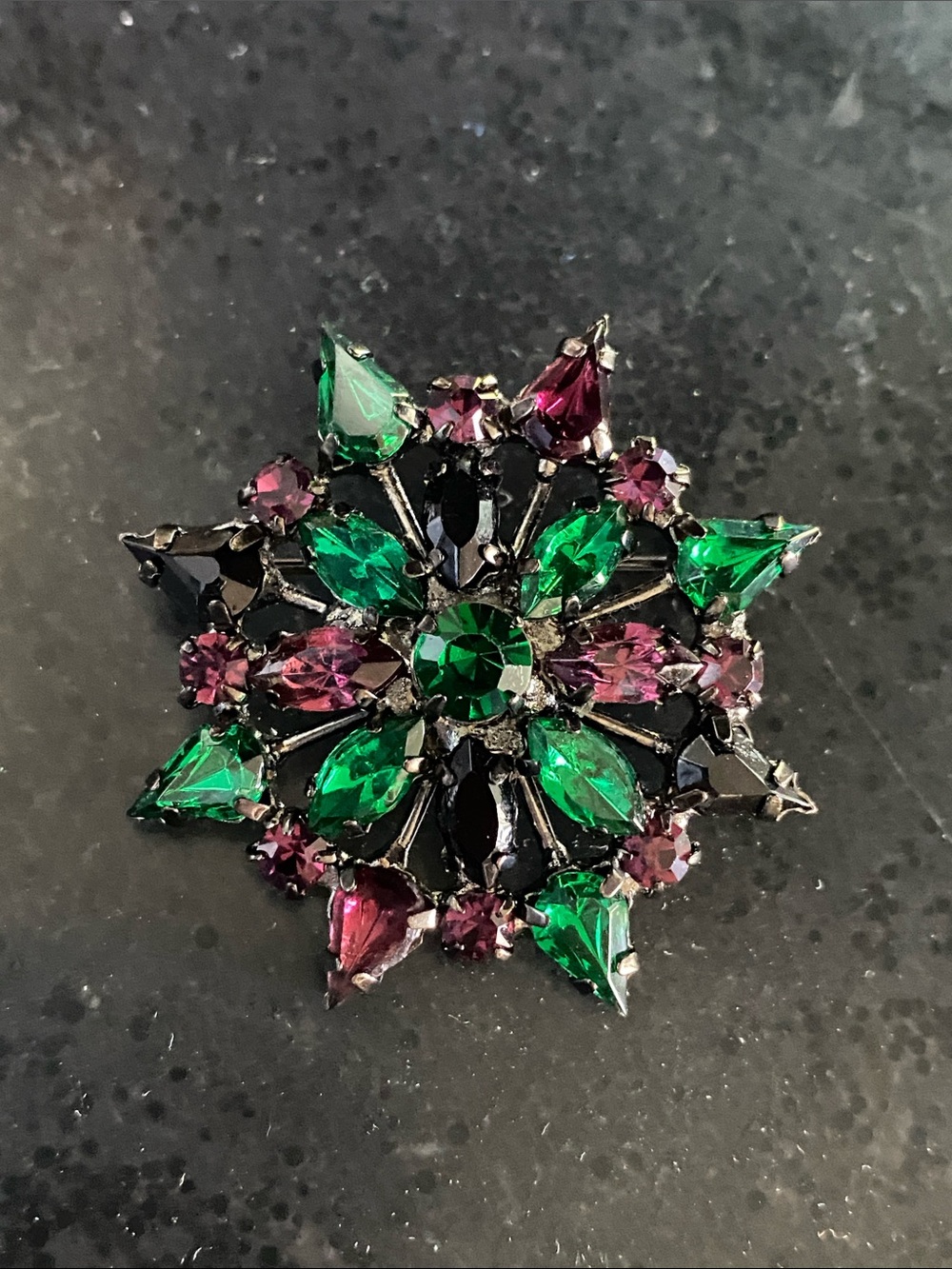 Vintage 1960s Japanned Starburst Brooch - Emerald, Amethyst & Jet Rhinestones